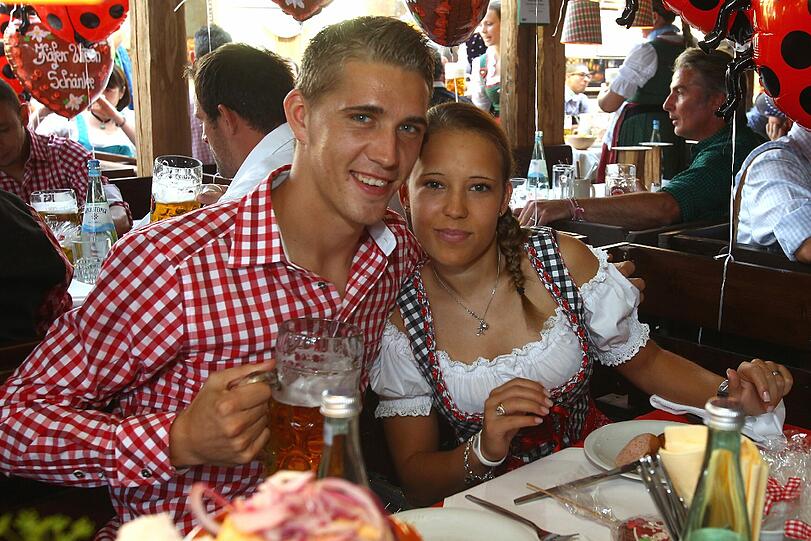 ... Nils Petersen mit Annemarie Ziege...