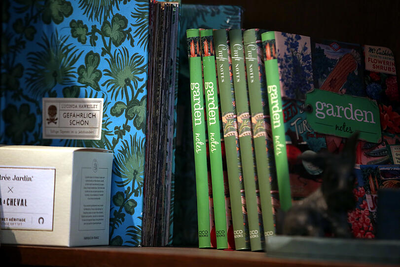 Hier ist alles käuflich - auch diese Bücher.