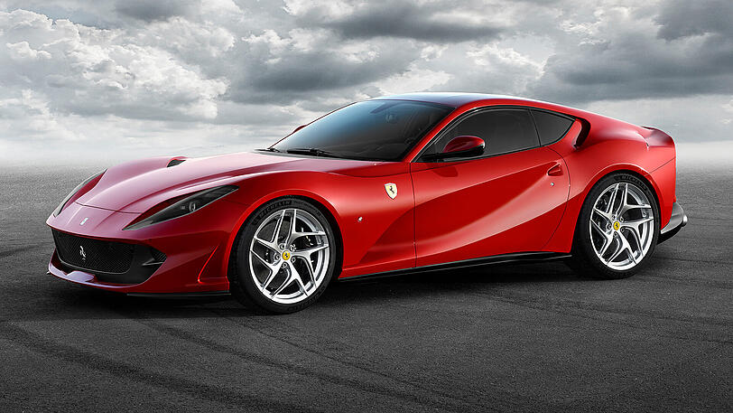 Das Design erinnert an den legendären Daytona: der Ferrai 812 Superfast.