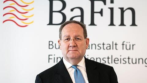 "Man sollte die Komplexitäten, die mit einem Cross-Border-Merger einhergehen, nicht unterschätzen", sagt der Präsident der Bundesanstalt für Finanzdienstleistungsaufsicht.