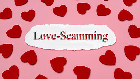 Love-Scamming: eine Betrugsmasche, bei der Opfer erst emotional abh&auml;ngig gemacht werden und dann einen Haufen Geld verlieren. (Symbobild)