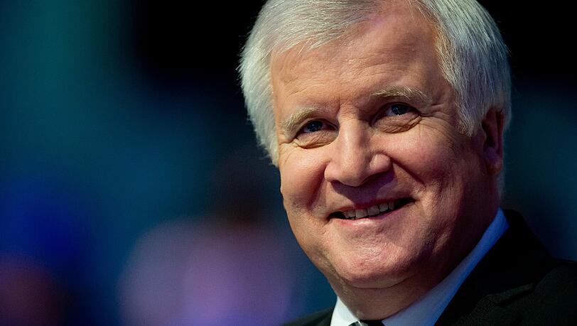 Seehofer will keine gescheiterte Mission hinterlassen.