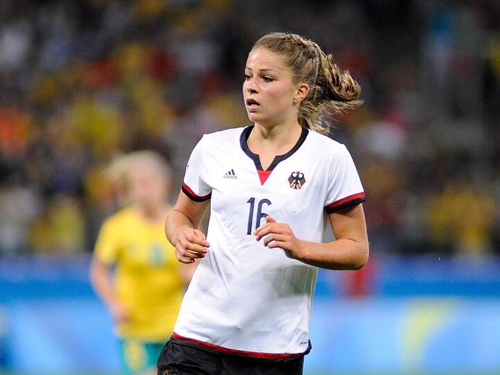 Melanie Leupolz im Trikot der Deutschen Nationalmannschaft. Foto: Alan Morici/FRAMEPHOTO/Archiv