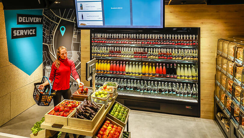 Selber scannen statt in der Kassenschlange warten: So könnte das in einem Digital-Supermarkt laufen.