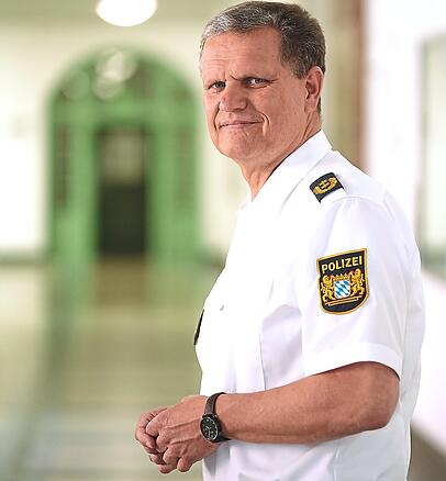 Polizeipräsident Thomas Hampel beim Termin mit der AZ. Polizeipräsident Thomas Hampel beim Termin mit der AZ.