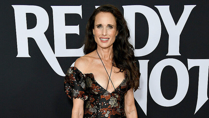 Andie MacDowell sommerlich auf dem roten Teppich Andie MacDowell sommerlich auf dem roten Teppich