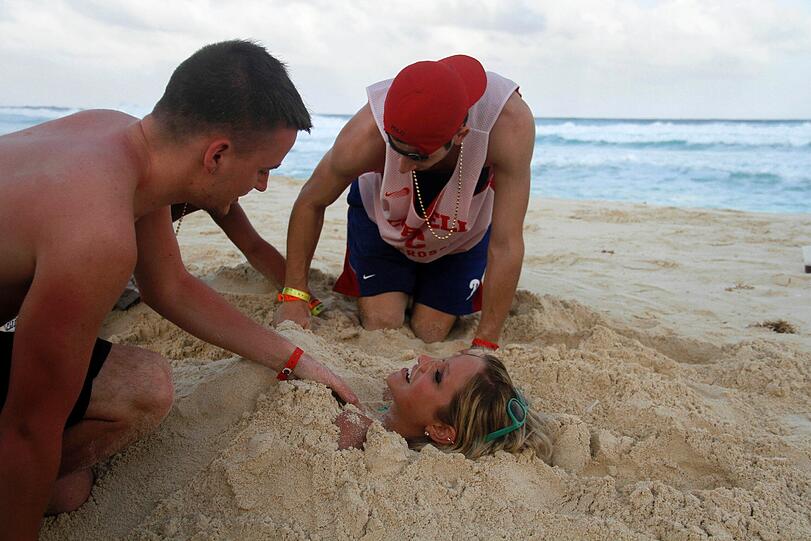 Mexiko ist in den vergangenen Jahren zum beliebtesten Feierort us-amerikanischer Studenten avanciert - im Rahmen des Spring Break fallen die jungen Menschen scharenweise im Nachbarland ein, um sich vom Uni-Stress zu erholen - sehen Sie hier die besten Spring Break-Bilder.