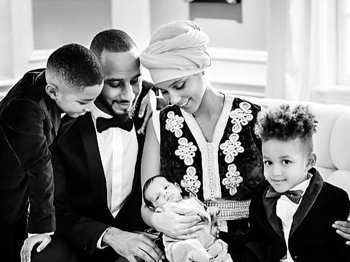 Alicia Keys mit ihren vier Männern