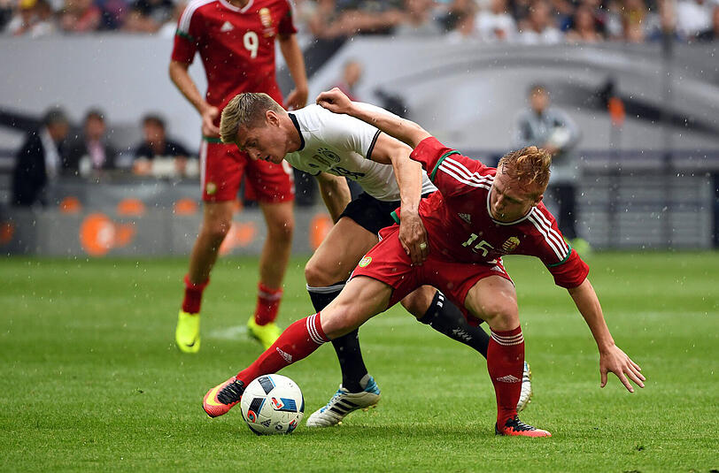 Toni Kroos: Note 3. Licht und Schatten beim Champions-League-Sieger. Spielte einige gute Bälle in die Tiefe, andere eher schlampig in die Füße des Gegners.