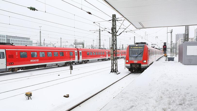 Die Münchner S-Bahn ist von einigen witterungsbedingten Störungen geplagt.