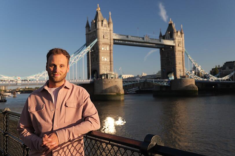Moderator und Psychologe Leon Windscheid (Bild) erkundet für "Terra X" verschiedene Weltstädte. In der ersten Folge geht es für ihn nach London. Moderator und Psychologe Leon Windscheid (Bild) erkundet für "Terra X" verschiedene Weltstädte. In der ersten Folge geht es für ihn nach London.