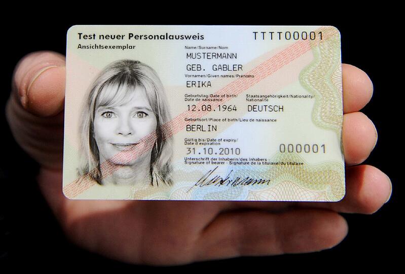 Im Bürgerbüro kann auch der Personalausweis ortsnah beantragt werden.