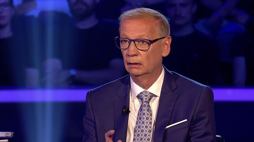 Günther Jauch war überrascht, als die Kandidatin von ihrer damaligen Teilnahme erzählte. Günther Jauch war überrascht, als die Kandidatin von ihrer damaligen Teilnahme erzählte.