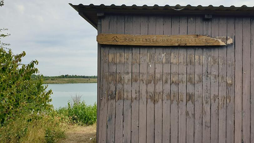 Im Teufelsee im hessischen Wetteraukreis ist ein 14-jähriges Mädchen tot aufgefunden worden.