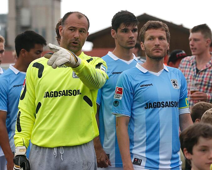 Torwart Gabor Kiraly und Benny Lauth: Zwei Stützen der Mannschaft, aber eben beide schon über 30.