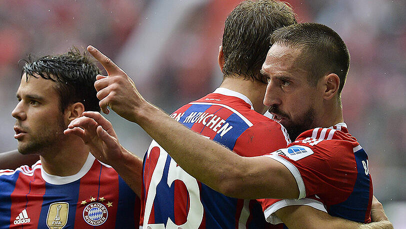 Franck Ribery (r.) erzielte gegen den VfB Stuttgart das 2:0 Franck Ribery (r.) erzielte gegen den VfB Stuttgart das 2:0