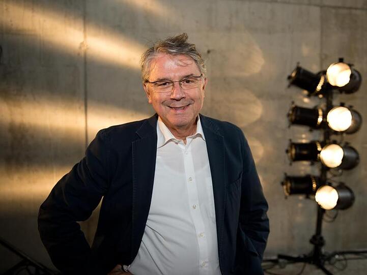 Ulrich Khuon, Präsident des Deutschen Bühnenvereins, beobachtet zunehmend Angriffe von rechts auf die Kunstfreiheit.