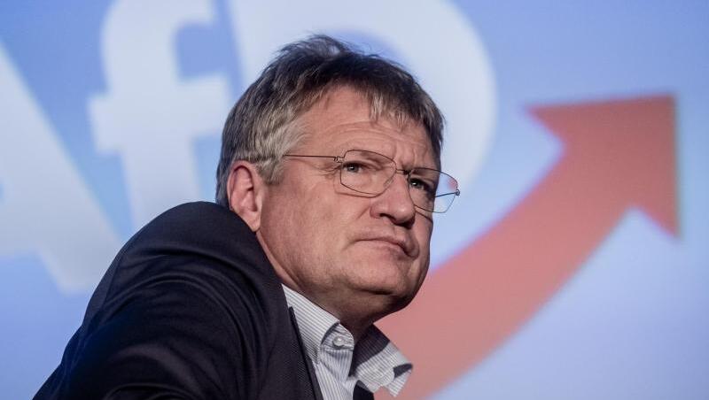 Der AfD-Vorsitzende Jörg Meuthen sieht die Probleme um den rechtsnationalen Flügel der Partei vorerst gelöst. Der AfD-Vorsitzende Jörg Meuthen sieht die Probleme um den rechtsnationalen Flügel der Partei vorerst gelöst.