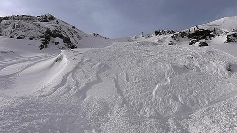 In diesem Winter gibt es ungew&ouml;hnlich viele Lawinen wie hier in Tirol. (Archivbild)