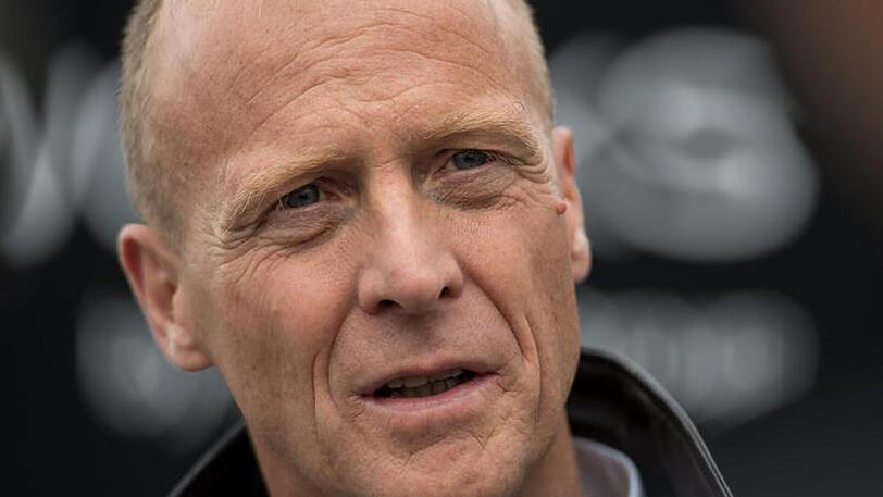 Airbus arbeitet - wie andere auch - an kleinen elektrischen Fluggeräten für die Stadt, sagt Unternehmens-Chef Tom Enders.