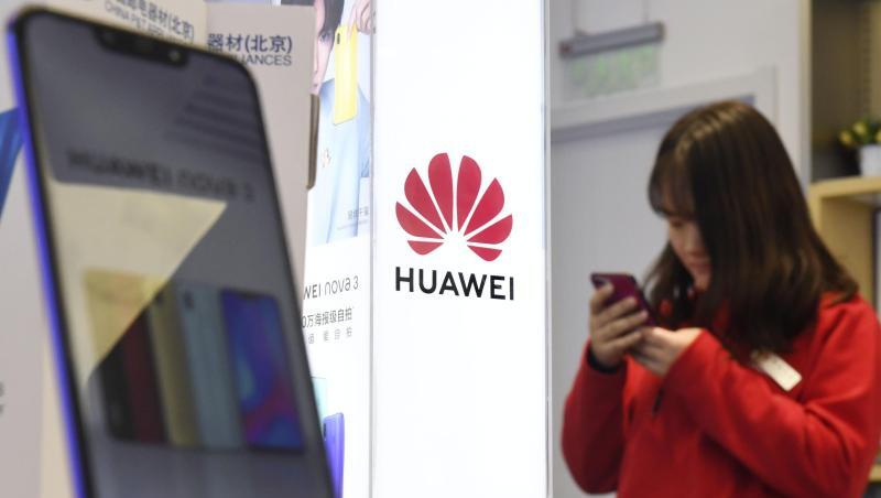 Huawei ist ein führender Ausrüster von Mobilfunk-Netzen unter anderem in Europa und der zweitgrößte Smartphone-Anbieter der Welt. Huawei ist ein führender Ausrüster von Mobilfunk-Netzen unter anderem in Europa und der zweitgrößte Smartphone-Anbieter der Welt.