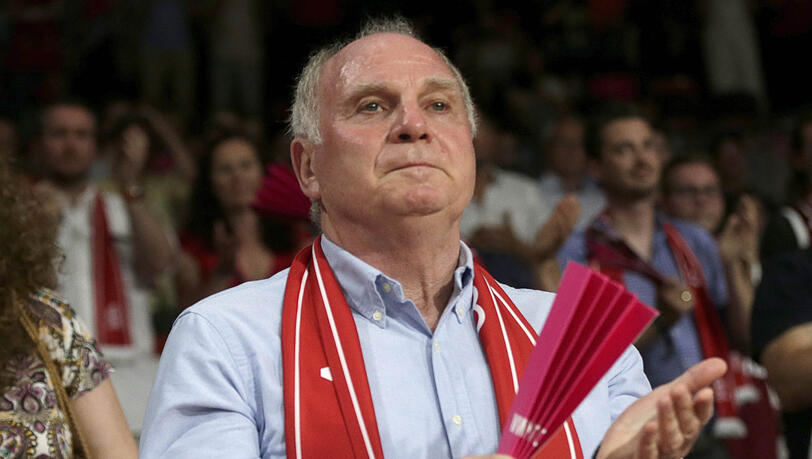 War am Sonntag auch in der Halle: Bayern-Präsident Uli Hoeneß. War am Sonntag auch in der Halle: Bayern-Präsident Uli Hoeneß.