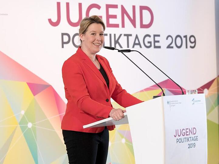 Franziska Giffey eröffnet die Jugendpolitiktage.