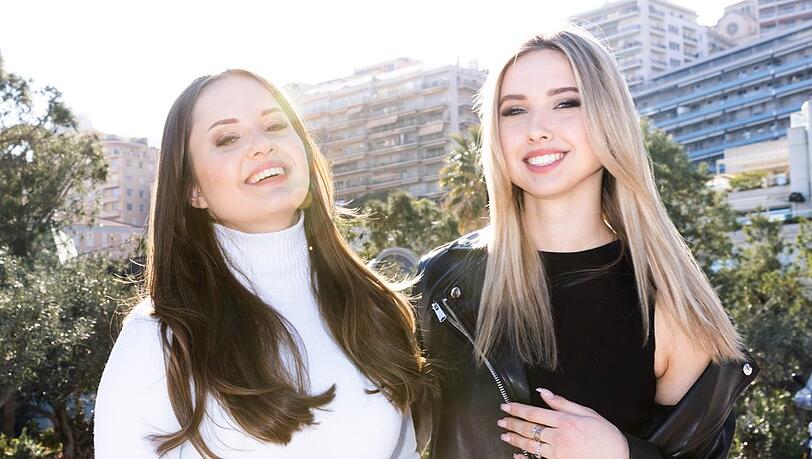 Davina (l.) und Shania Geiss stehen jetzt auf eigenen Beinen.