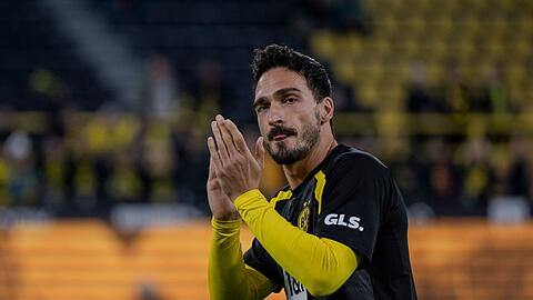 Dortmunds Mats Hummels schätzt die Aufgabe in Leverkusen schwerer ein als die in San Siro.