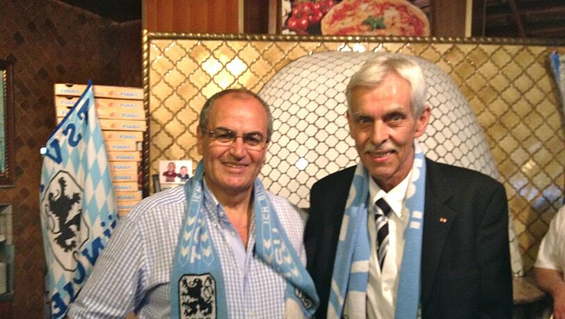 Pizzabäcker Raffaele Gargiulo und Löwen-Präsident Dieter Schneider