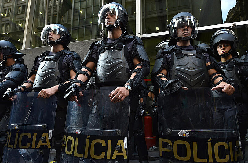 Massiver Polizeieinsatz gegen die Streikenden in Brasiliens Metropole Sao Paulo.