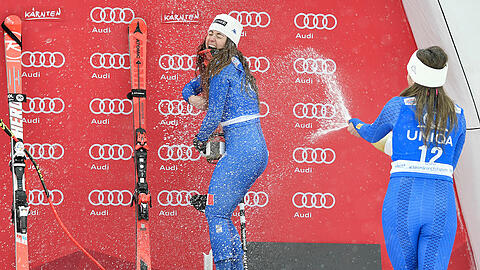 Die italienischen Ski-Damen feiern einen historischen Triumph.