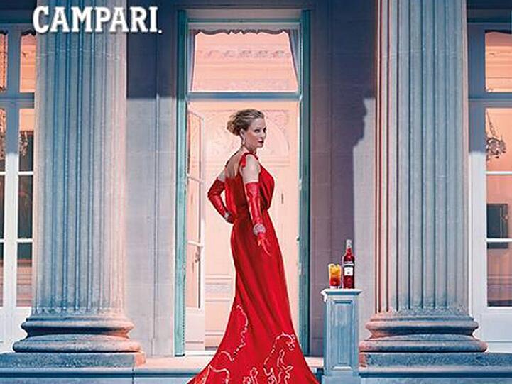 Uma Thurman auf dem Cover des berühmten Kalenders