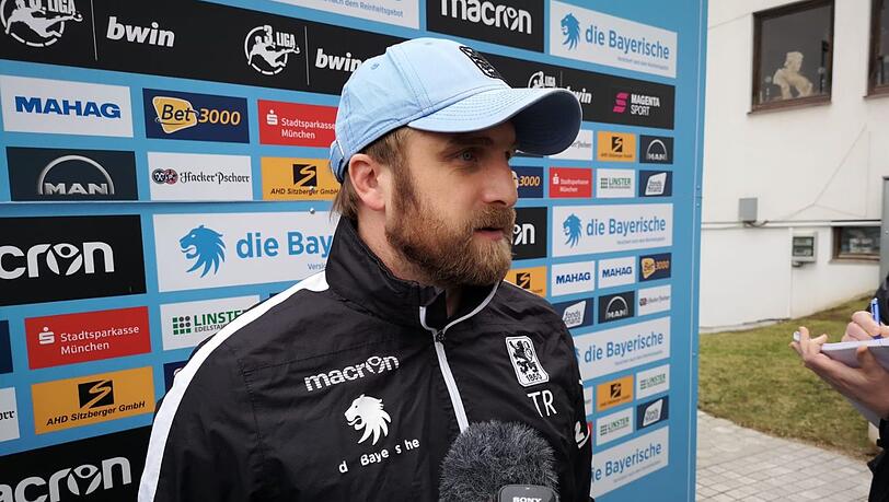 Trainer des TSV 1860: Daniel Bierofka.