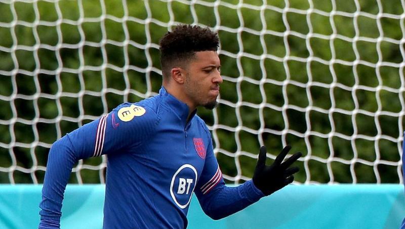 Bisher bei der EM nur einmal eingewechselt steht Jadon Sancho nun gegen die Ukraine in der englischen Startelf.