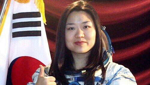 Südkorea schickt die Astronaution Yi ins All Südkorea schickt die Astronaution Yi ins All