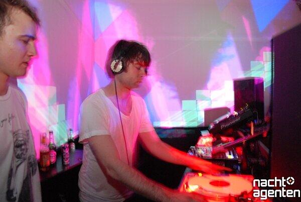 Im Harry Klein feierten die Techno-Fans zu heißen Elektro-Beats. Mehr Bilder finden Sie unter: www.nachtagenten.de