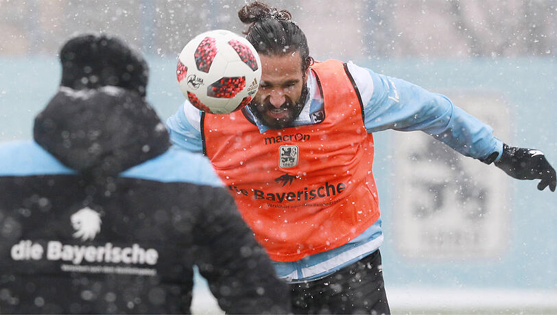 Zoff im Schneegestöber: Adriano Grimaldi verließ den TSV 1860 nicht im Guten. Zoff im Schneegestöber: Adriano Grimaldi verließ den TSV 1860 nicht im Guten.