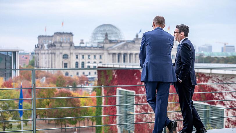 Beim Treffen mit seinem britischen Amtskollegen Andy Burnham sprach Kanzler Merz von einem historischen Tag.