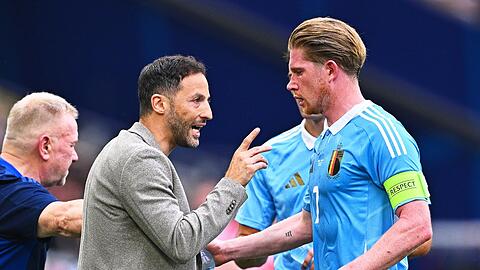 Domenico Tedesco (M) und Belgien standen gegen die Ukraine unter Druck.