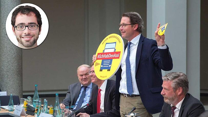 Bundesverkehrsminister Andreas Scheuer betreibt mit seiner Sticker-Aktion Symbolpolitik. Bundesverkehrsminister Andreas Scheuer betreibt mit seiner Sticker-Aktion Symbolpolitik.