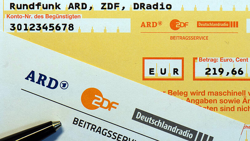 Weil die Reichsbürgerin ihre Rundfunkgebühren nicht zahlen wollte, ist sie nun vorbestraft.