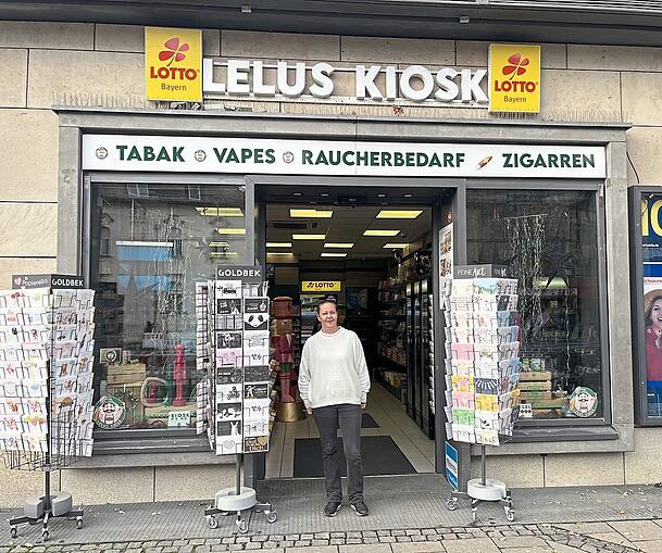 Immerhin: Die Laufkundschaft des "Lelus Kiosk" ist wieder zurück, freut sich Mitarbeiterin Gabriele Markotic. Immerhin: Die Laufkundschaft des "Lelus Kiosk" ist wieder zurück, freut sich Mitarbeiterin Gabriele Markotic.