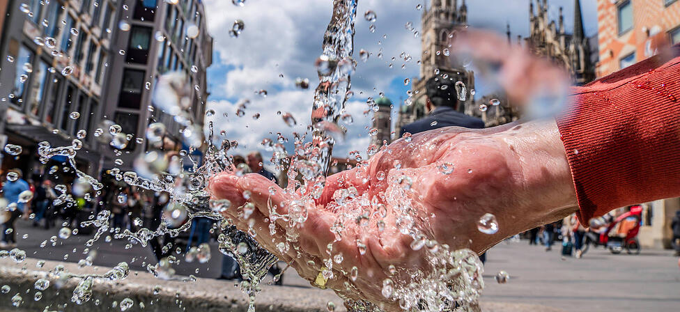 M&uuml;nchen steckt in einer Wasserkrise. Zehn Zierbrunnen stellt die Stadt deshalb ab. Trinkwasserbrunnen sollen bleiben.