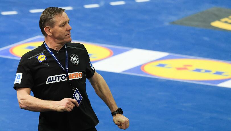 Deutschlands Trainer Alfred Gislason reagiert.