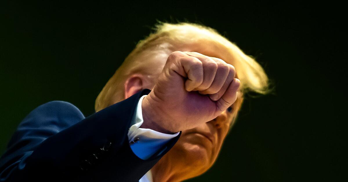 Trump-Riesige-Flotte-ist-auf-dem-Weg-Richtung-Iran