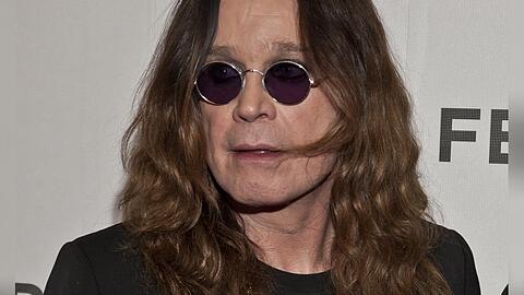 Rocklegende Ozzy Osbourne hegt offenbar Zweifel an den Plänen, mit seiner Ehefrau Sharon nach England zurückzukehren.