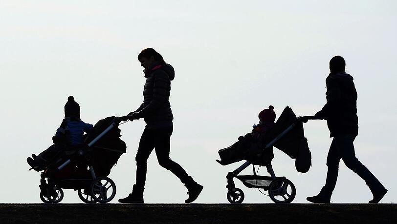 Kinderwagen kosten oft mehrere hundert Euro