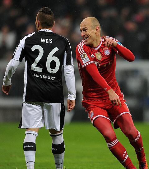 ARJEN ROBBEN - NOTE 2 - In der 65. für Shaqiri eingewechselt, in der 67. schon Torschütze zum 3:0. Übereifrig, super ehrgeizig, toptoptop.