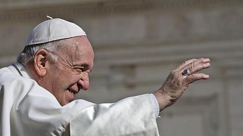 Papst Franziskus kommt zu seiner wöchentlichen Generalaudienz im Vatikan.